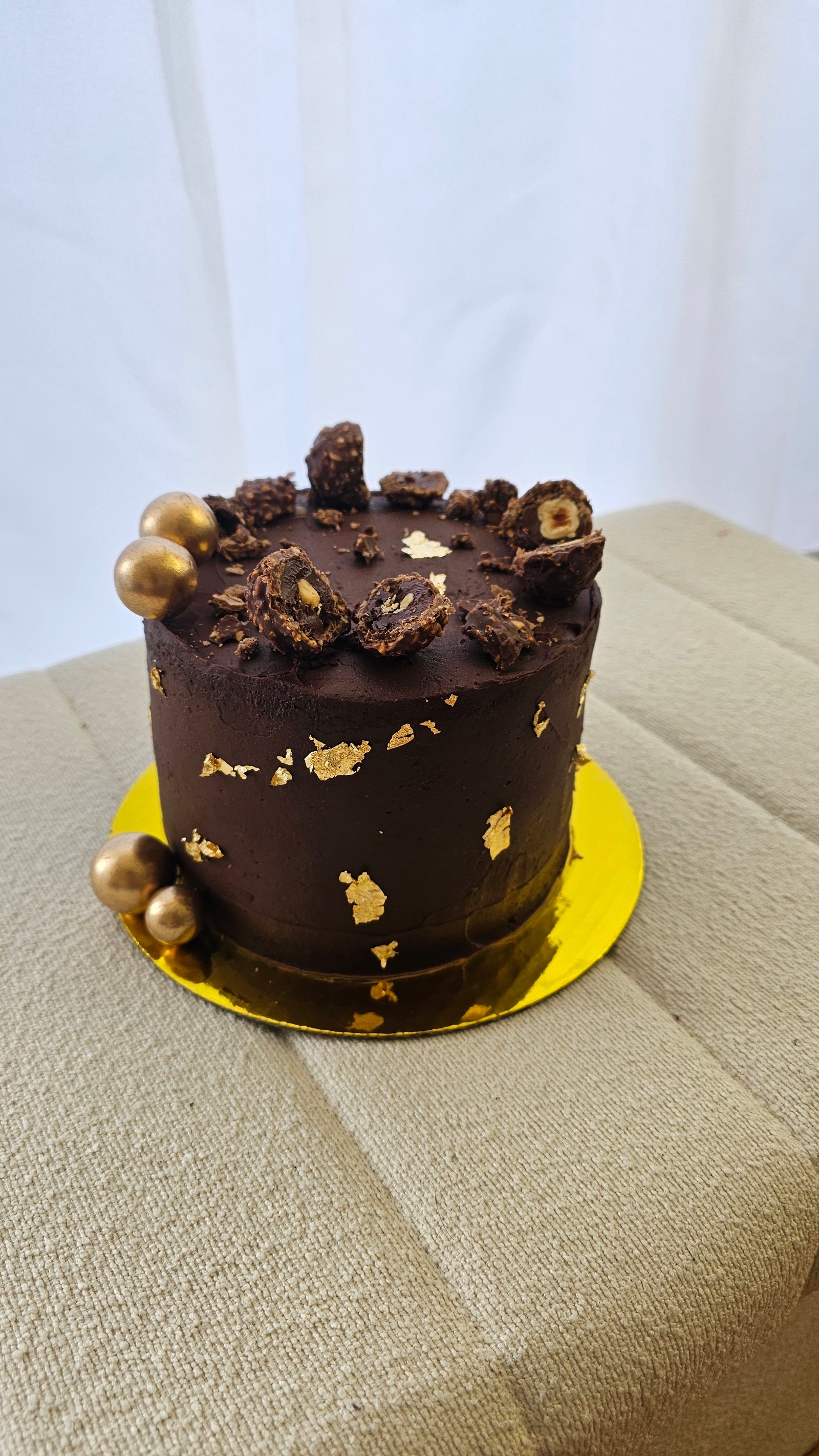Chocolate Hazelnut Gold Truffle Cake